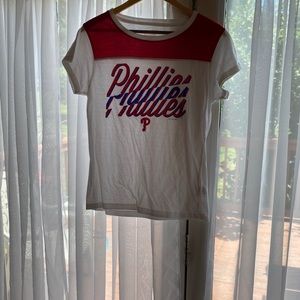 Ladies Sz medium Phillies t shirt